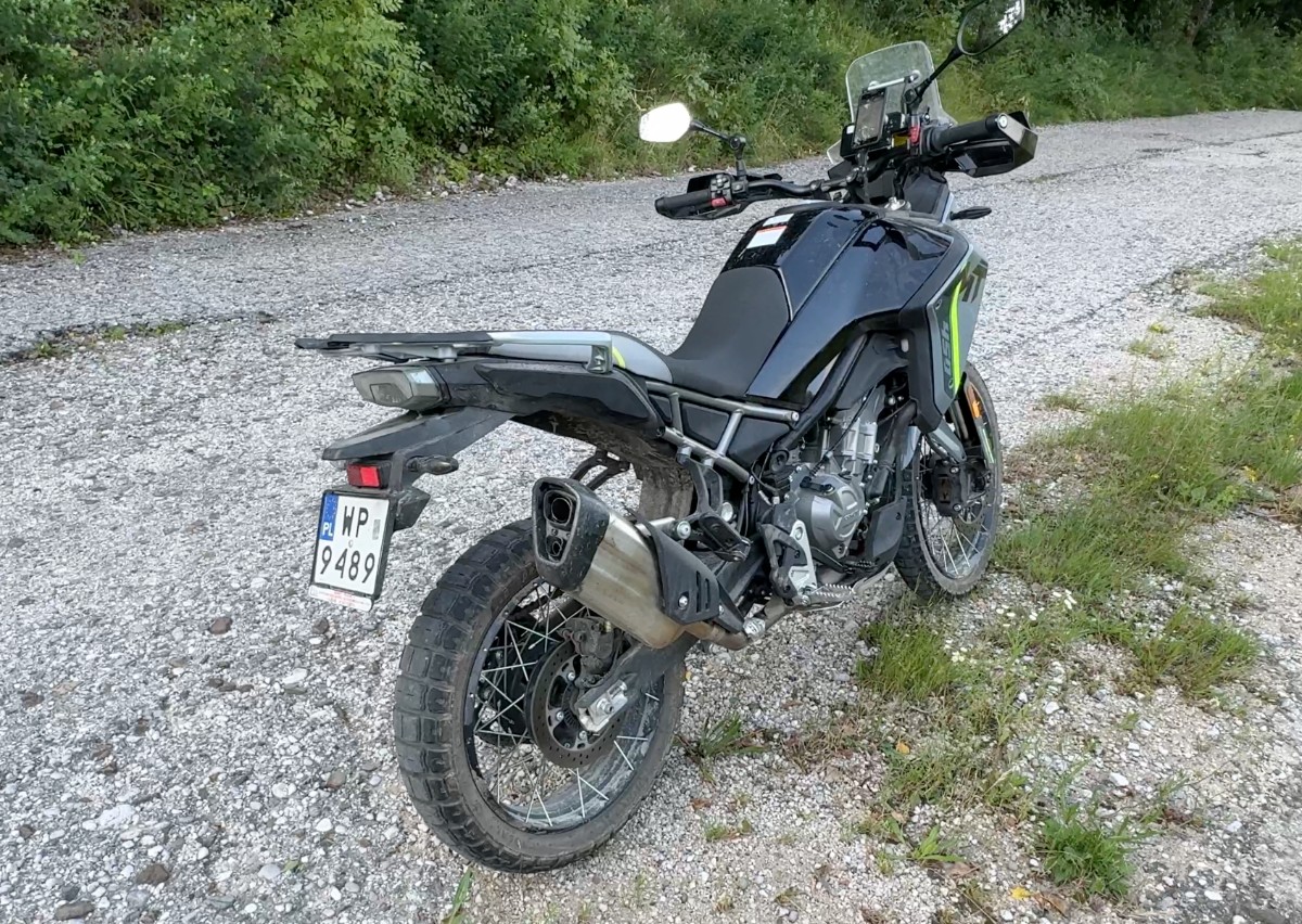 CFMoto 450 MT &ndash; realnie offroadowy i świetnie wyceniony adventure na kat. A2 [test, opinia, recenzja, dane techniczne, cena, 2024]
