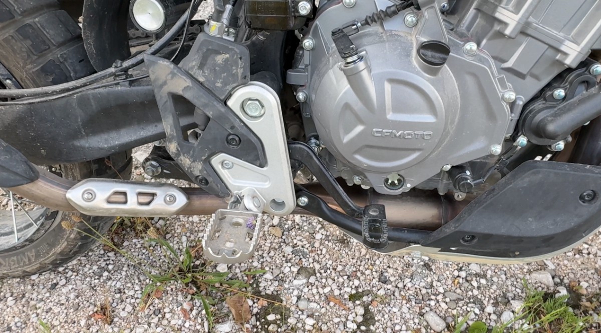 CFMoto 450 MT &ndash; realnie offroadowy i świetnie wyceniony adventure na kat. A2 [test, opinia, recenzja, dane techniczne, cena, 2024]