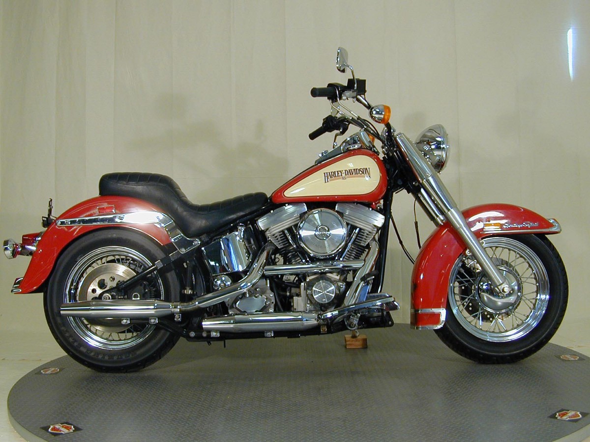 Forma i funkcja. 40 lat kultowego podwozia Harley-Davidson Softail