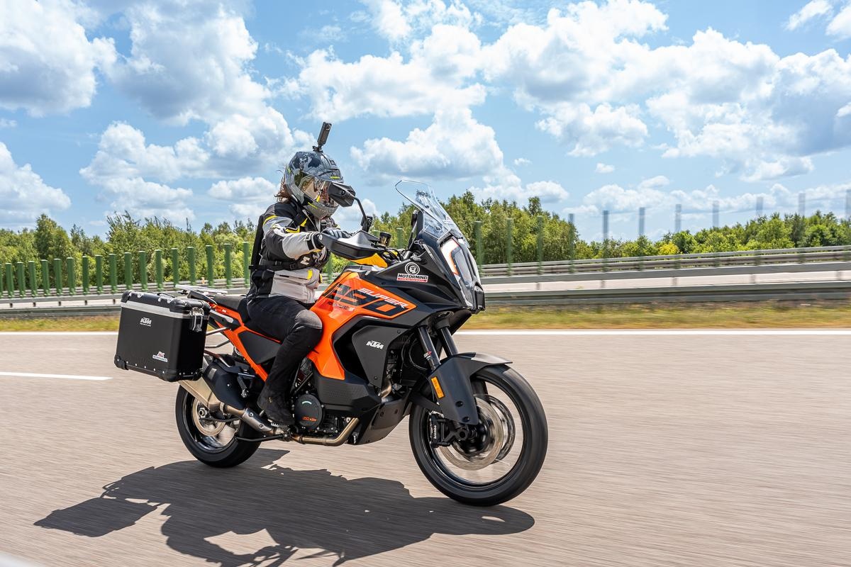 9 metod na turystyka &ndash; nasz wielki test 2024. Podsumowanie por&oacute;wnania motocykli turystycznych [H2 SX, 1290 Super Adventure S, S 1000 XR, V100, GSX-S1000GX, Enduro Veloce, 800MT Explore, 900 DSX, SRT 800SX]