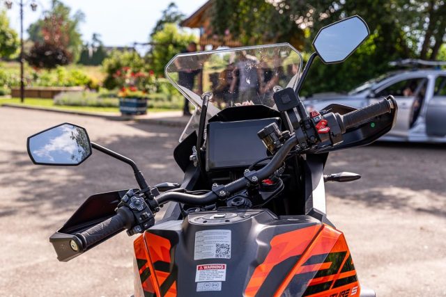 KTM 1290 Super Adventure S – turystyk na każdą drogę [test, cena, opis, recenza, dane techniczne]