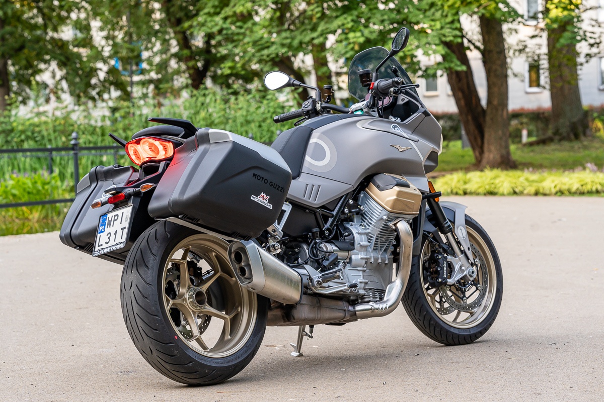 Motocyklowa Polska na weekend: czas na zachodniopomorskie. Ruszaj z nami na Moto Guzzi i zgarnij cenne nagrody!