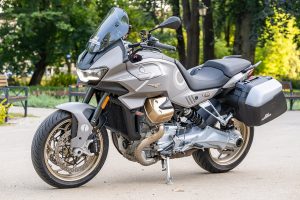 Moto Guzzi V100 Mandello Aviazione Navale bok