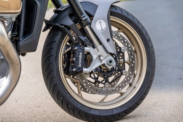 Moto Guzzi V100 Mandello Aviazione Navale – włoski turystyk pełen niepowtarzalnego stylu [cena, opis, dane techniczne, wrażenia z jazdy]