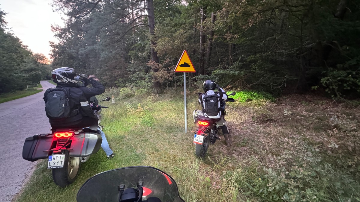 Woj. zachodniopomorskie: nowoczesne i dzikie zarazem. Co zobaczyć, gdzie pojechać? [Motocyklowa Polska na weekend, trasa, mapki, GPX]