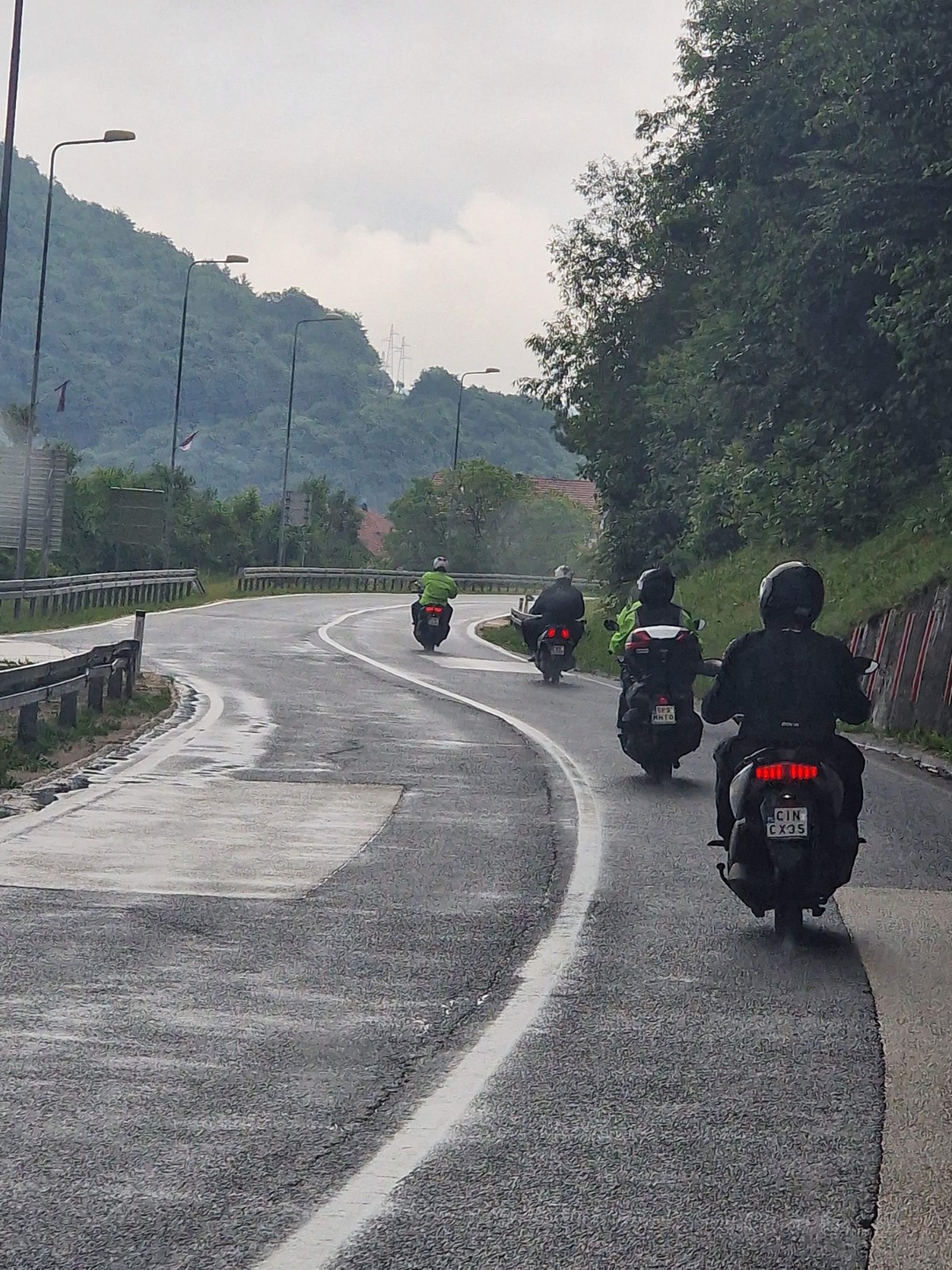 Bałkany na skuterach 125 &ndash; wielka wyprawa na małych jednośladach [część 1, relacja, zdjęcia, Suzuki Address, Avenis]