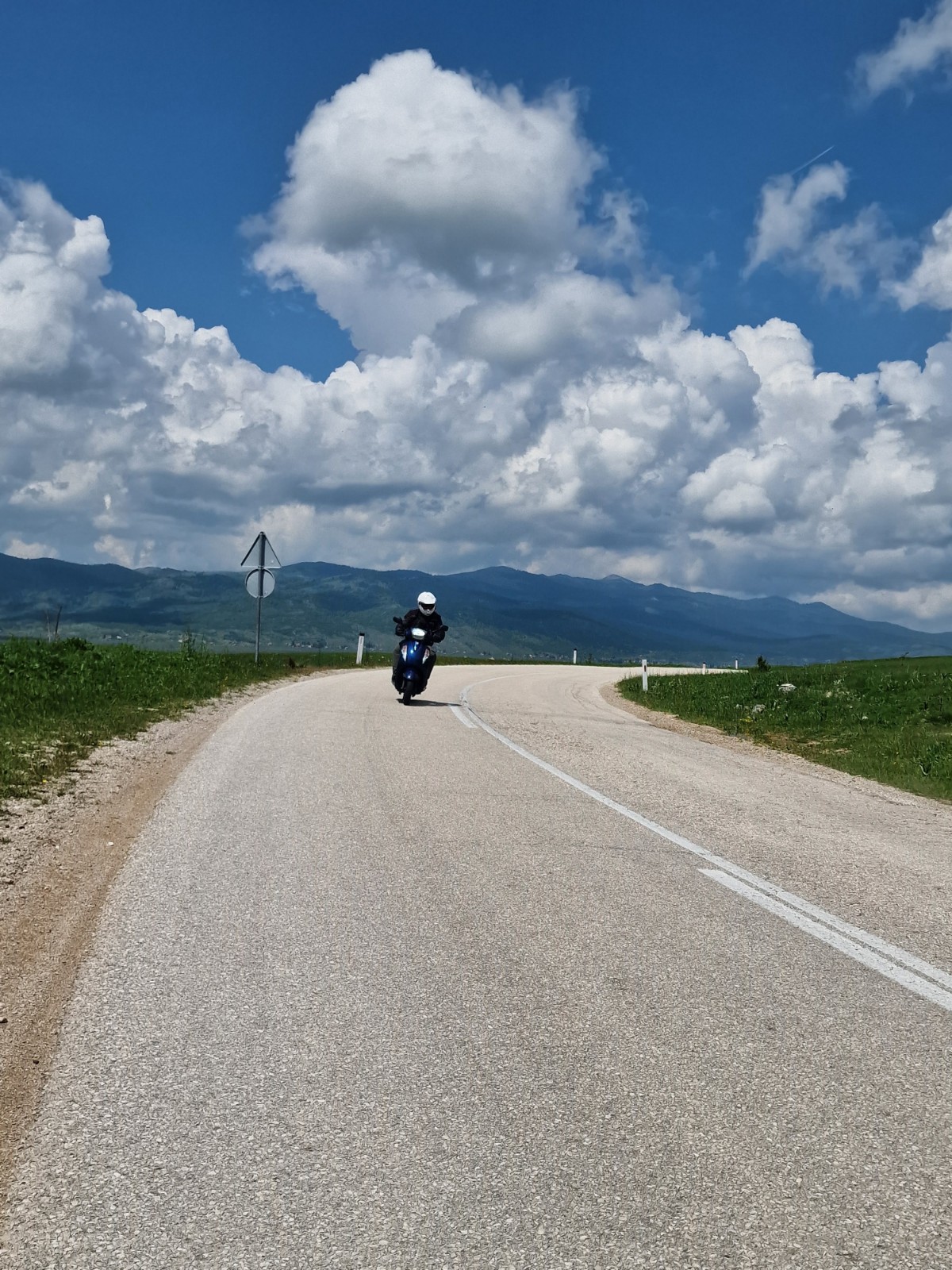 Bałkany na skuterach 125 &ndash; wielka wyprawa na małych jednośladach [część 1, relacja, zdjęcia, Suzuki Address, Avenis]