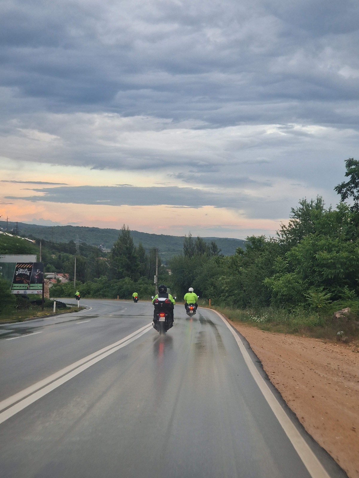 Bałkany na skuterach 125 &ndash; wielka wyprawa na małych jednośladach [część 1, relacja, zdjęcia, Suzuki Address, Avenis]