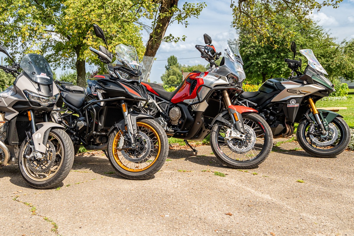 9 metod na turystyka &ndash; nasz wielki test 2024. Podsumowanie por&oacute;wnania motocykli turystycznych [H2 SX, 1290 Super Adventure S, S 1000 XR, V100, GSX-S1000GX, Enduro Veloce, 800MT Explore, 900 DSX, SRT 800SX]