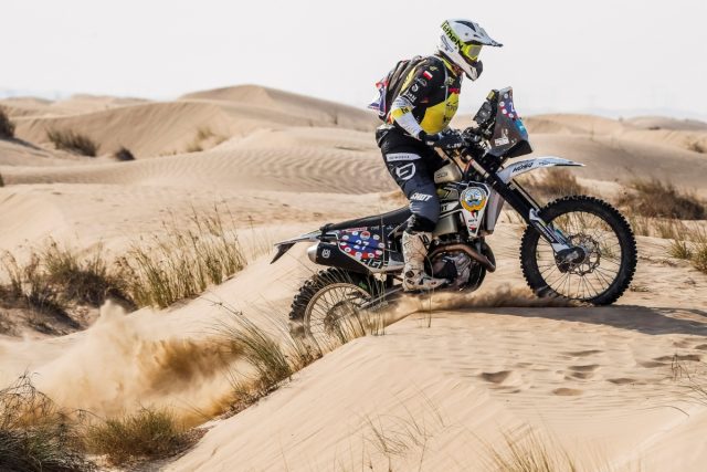 Joanna Modrzewska – twarda dziewczyna na twardych oponach. Dlaczego od 10 lat jeździ na Metzelerach 6 Days?