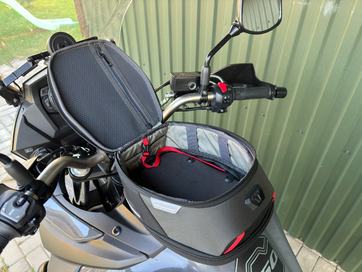 Co kupić i zawsze mieć? 6 akcesori&oacute;w dla motocykla i motocyklisty wartych prawie każdych pieniędzy [bagaż, ochrona, komfort, na prezent]