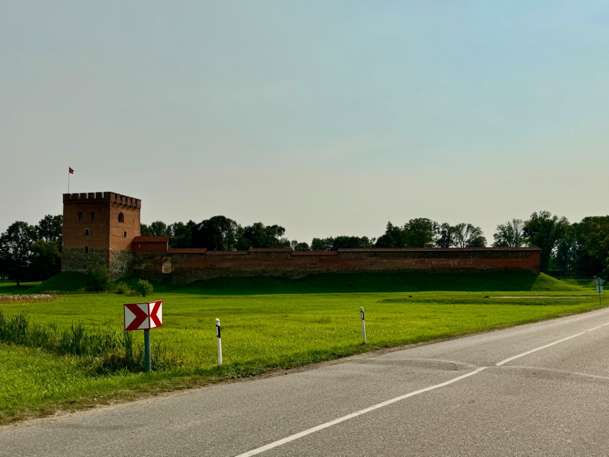 Wschodnia Litwa motocyklem: podr&oacute;ż sentymentalna do krainy polodowcowych cud&oacute;w [gdzie pojechać, co zobaczyć, trasa, GPX]