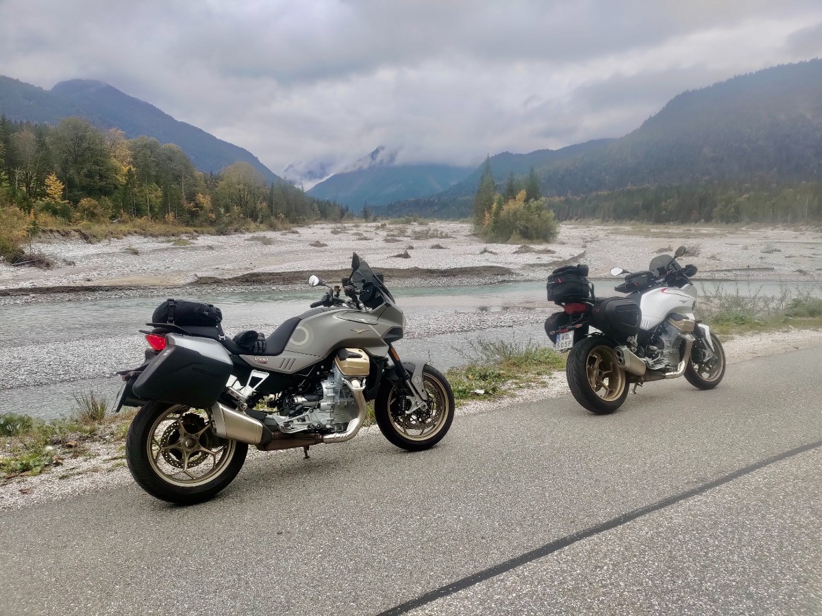 Na Mandello do Mandello. Dziennik motocyklowej podr&oacute;ży do kolebki Moto Guzzi [trasa, mapki, relacja, Włochy]