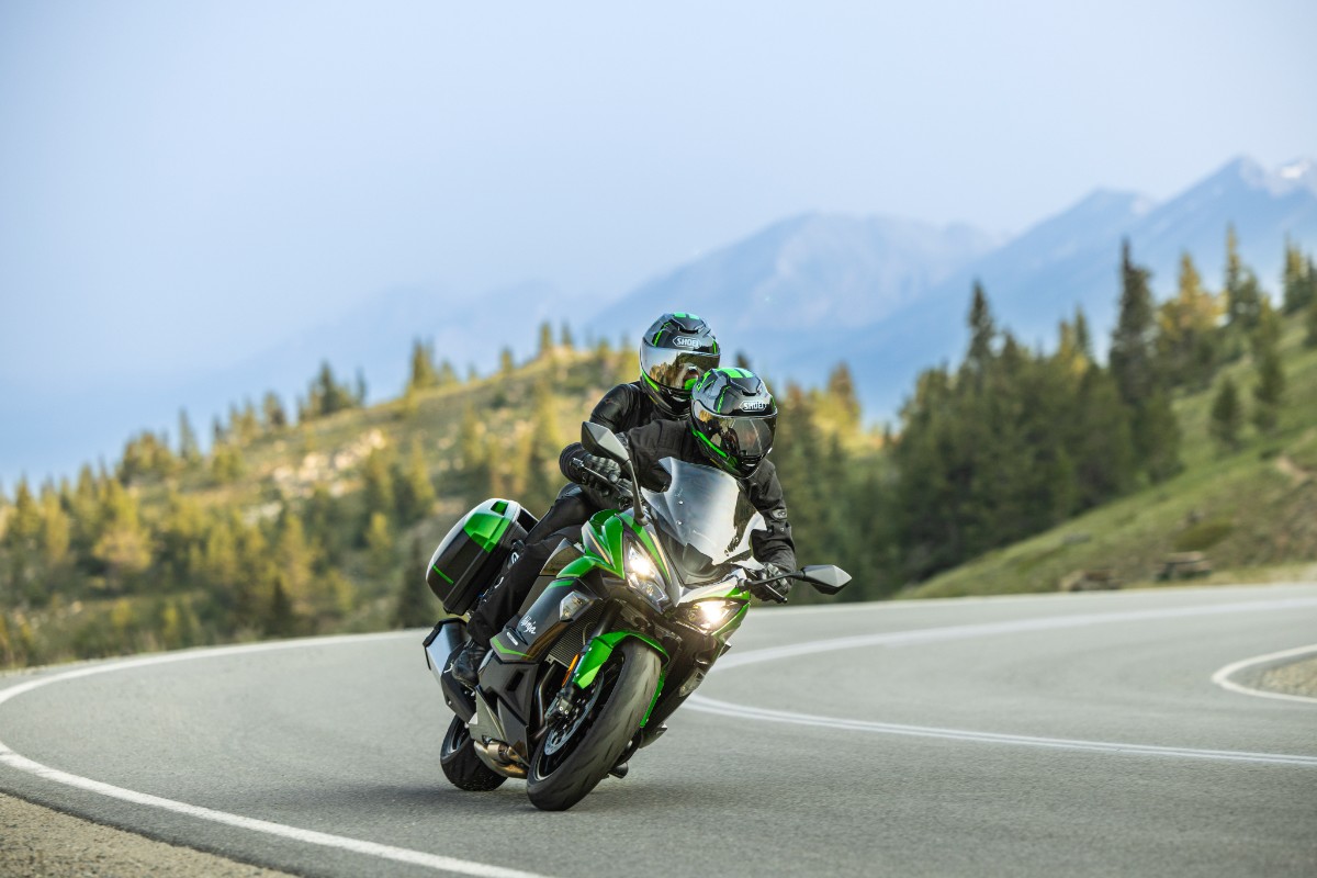 Kawasaki Ninja 1100SX na sezon 2025: jeszcze lepszy sportowy turystyk [dane techniczne, cena]