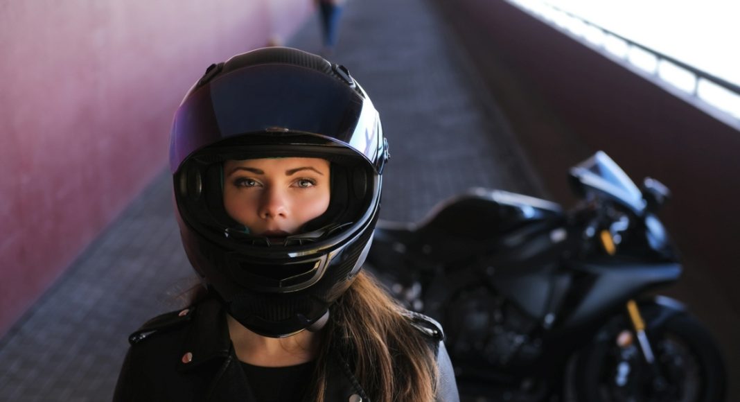 jak wybrac kask na motocykl