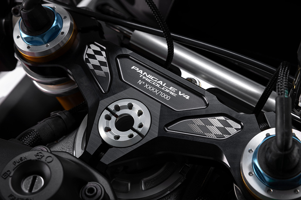 Ducati Panigale V4 Tricolore 9