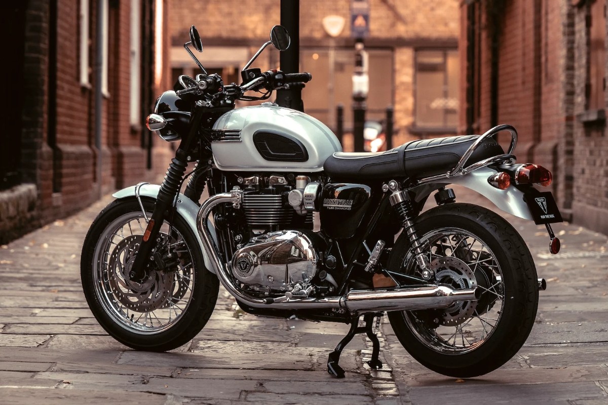 Triumph Bonneville T120 Diamond 2019 1 Triumph Bonneville T120 Diamond 2019 1
