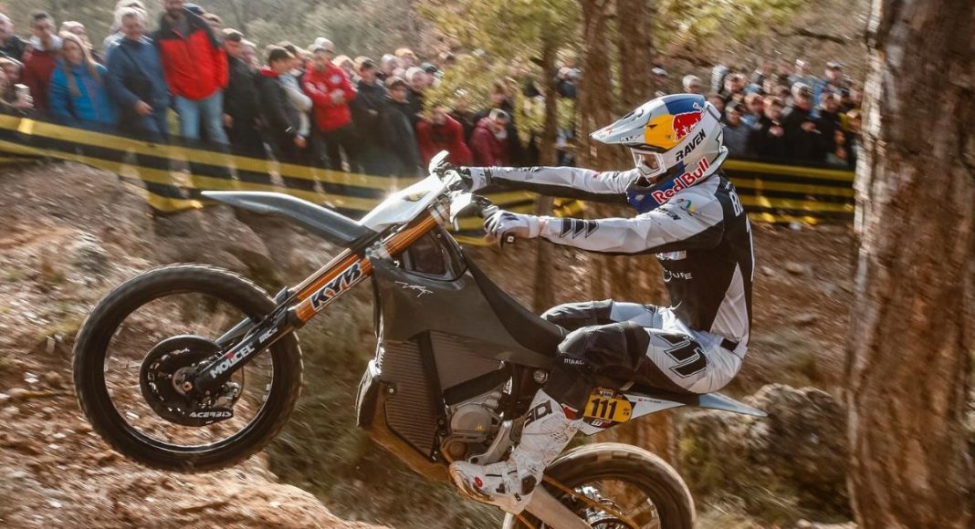 Taddy Tadek Blazusiak Stark elektryczne enduro