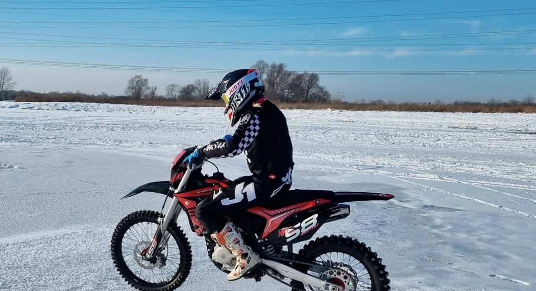 cross zima barton nxt 300