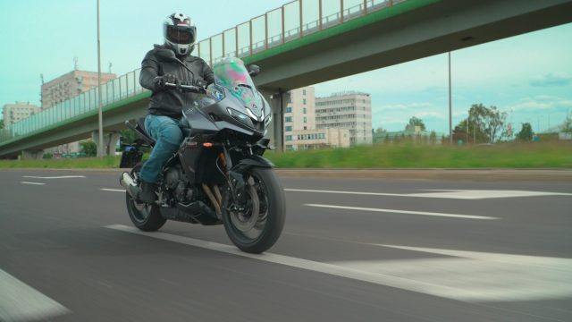 Triumph Tiger Sport 800 2025 test dane techniczne wrażenia z jazdy wady zalety (2)