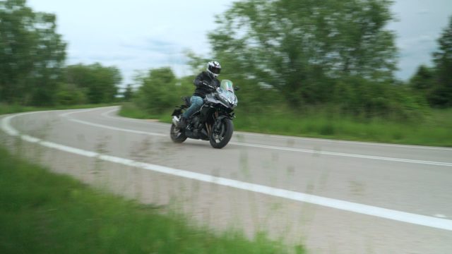 Triumph Tiger Sport 800 2025 test dane techniczne wrażenia z jazdy wady zalety 4