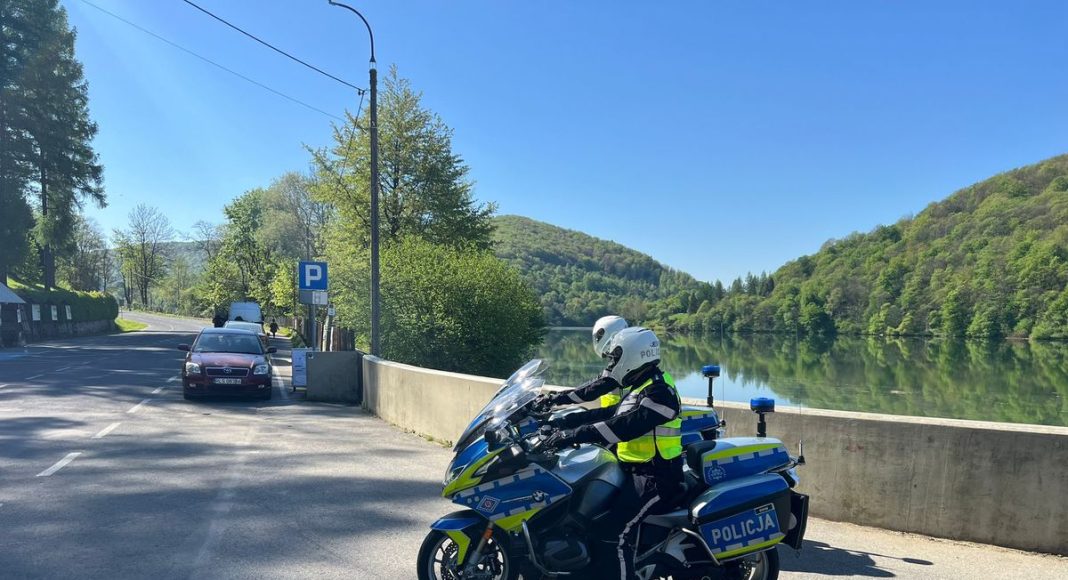 policja patrol motocykl bmw r 1250 rt KPP Lesko1