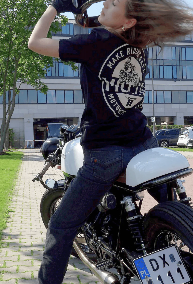 Motto Wear Spodnie Jeansy 4.png Motto Wear Spodnie Jeansy 4.png