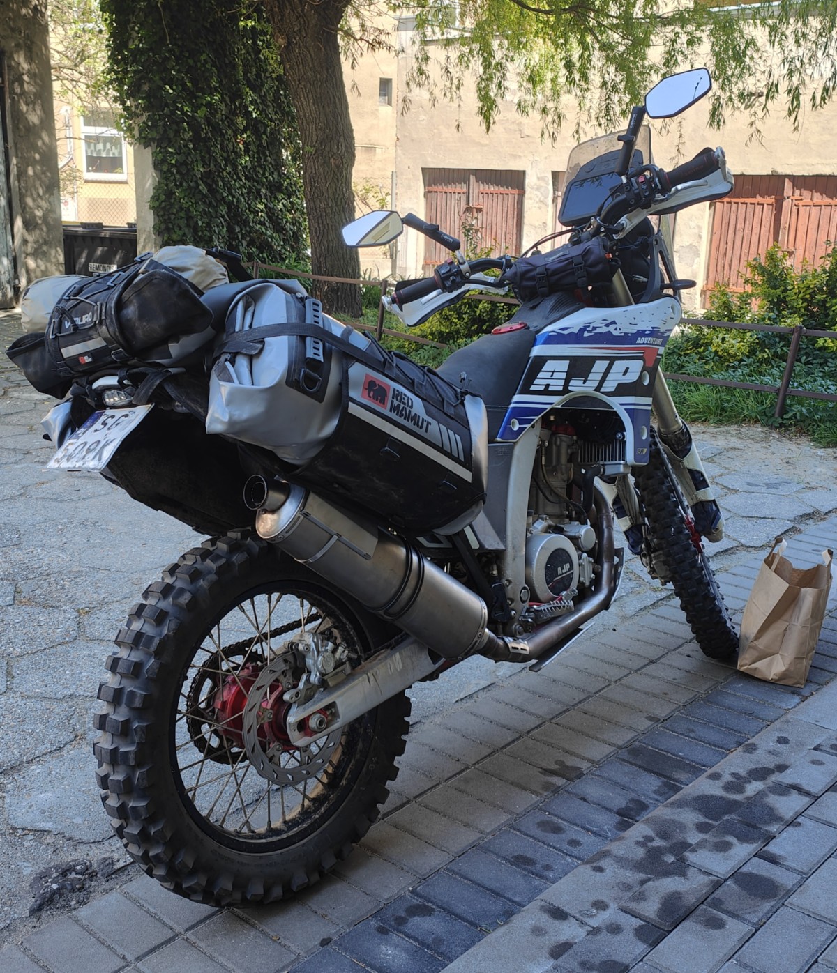 Skradziony motocykl na TET AJP 3