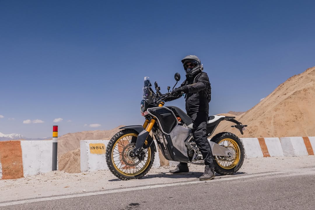 Royal Enfield Himalayan 650 1 Royal Enfield Himalayan 650 1