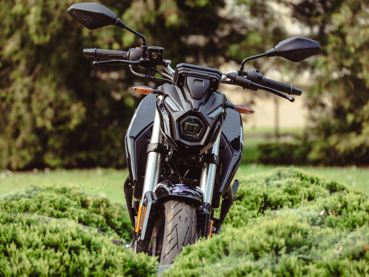 Voge 125R 6
