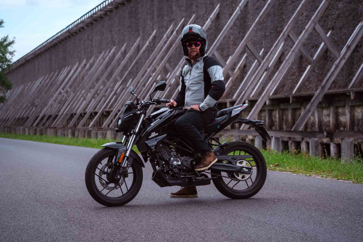 Porownanie 9 koncepcji na motocykl 125 2025 27