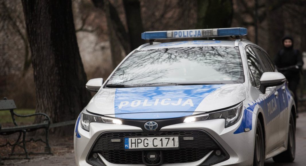 policja radiowoz patrol