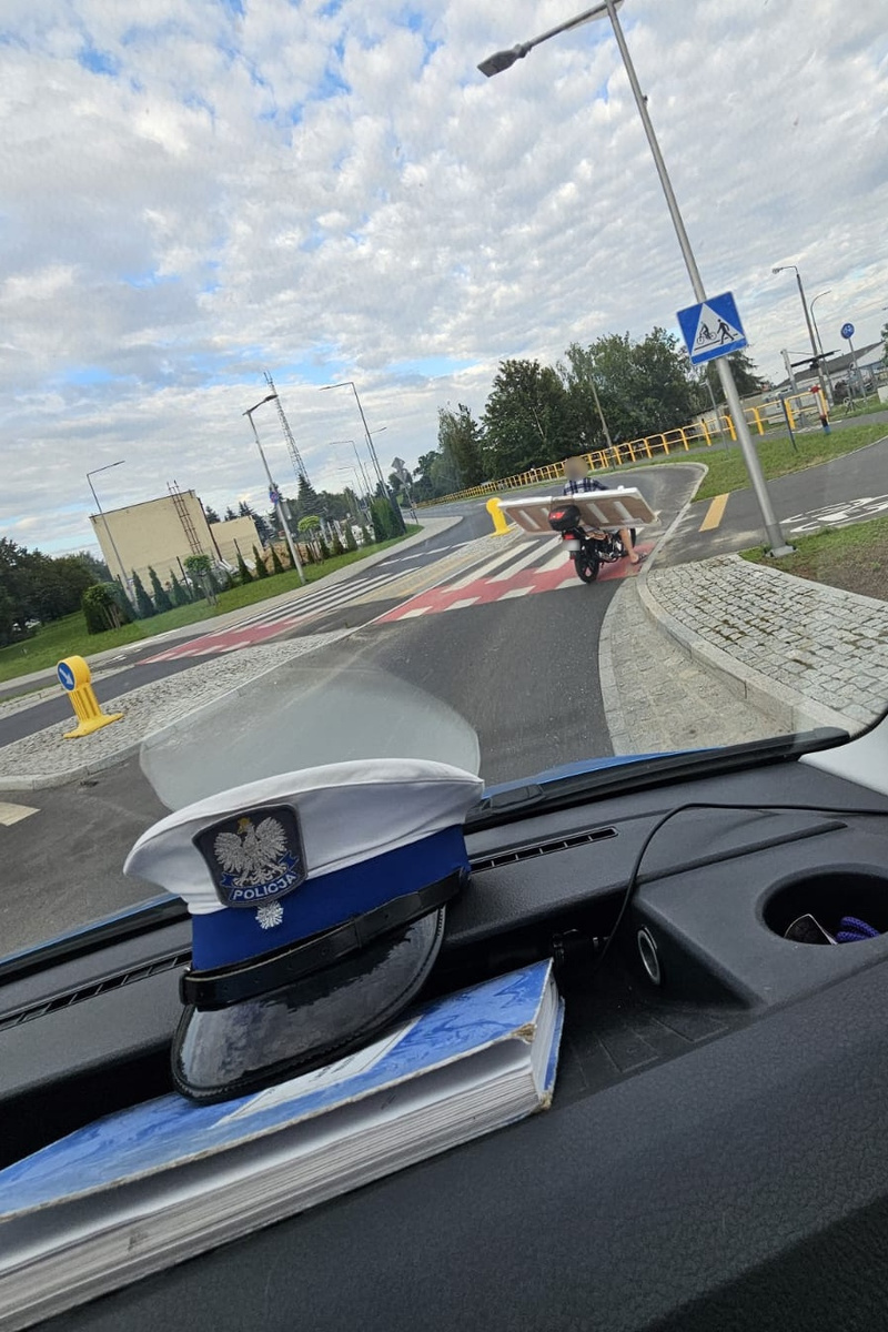 Policja Swiecie Skuter Drzwi zatrzymanie 1