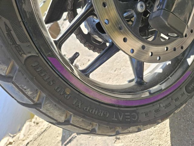 Royal Enfield Guerrilla 450 test opinia dane techniczne cena 3