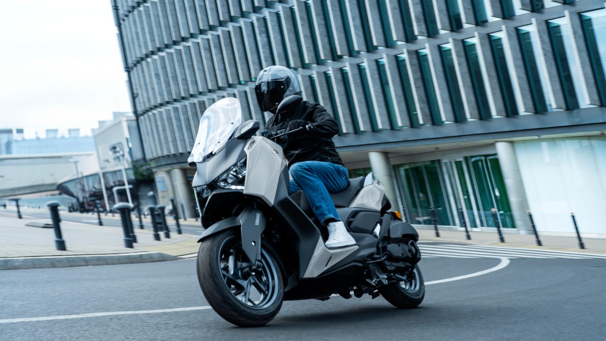 Yamaha XMAX 125 TECH MAX plus 2025
