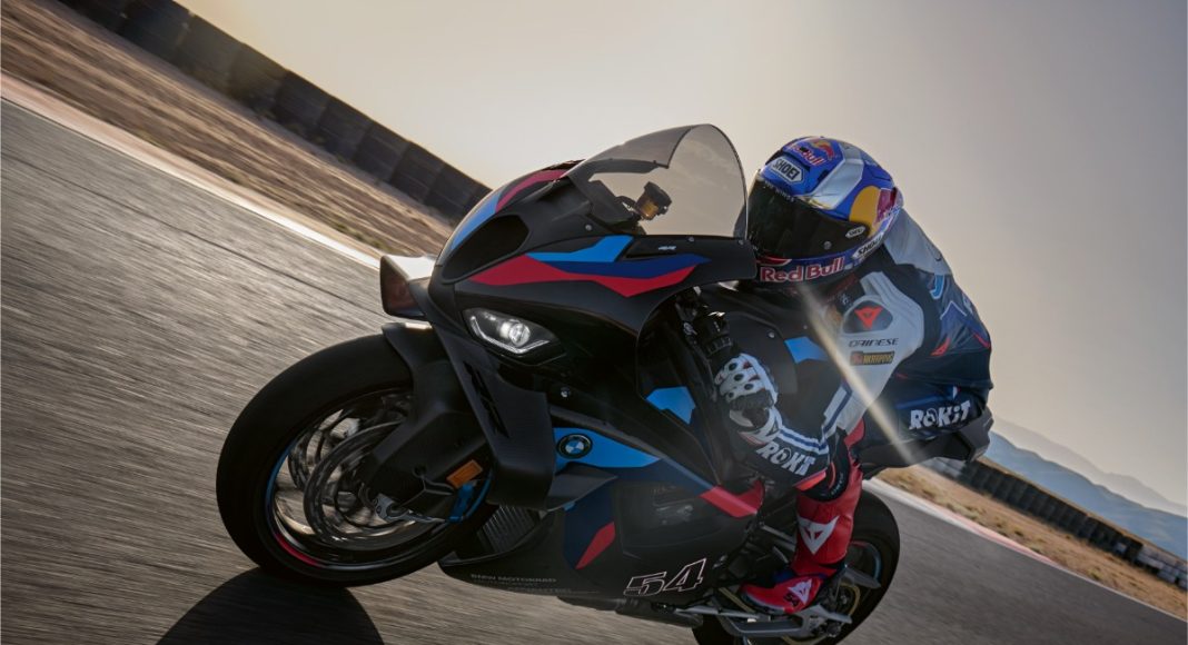BMW M 1000 RR 2025 1