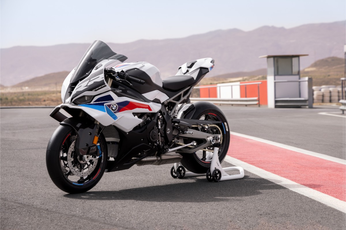 BMW S 1000 RR 2025 3 BMW S 1000 RR 2025 3