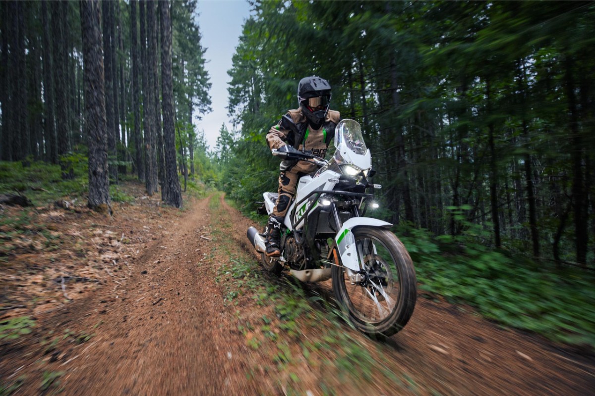 Kawasaki KLE500 2026 3