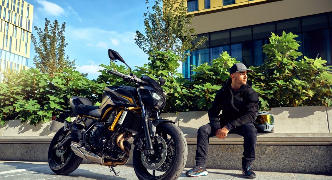 Kawasaki Z650 S 2026 4