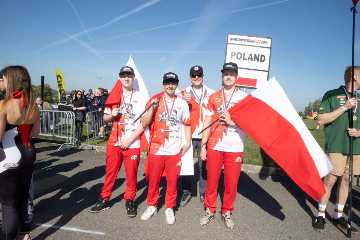 Reprezentacja Polski juniorow supermoto 2025 4