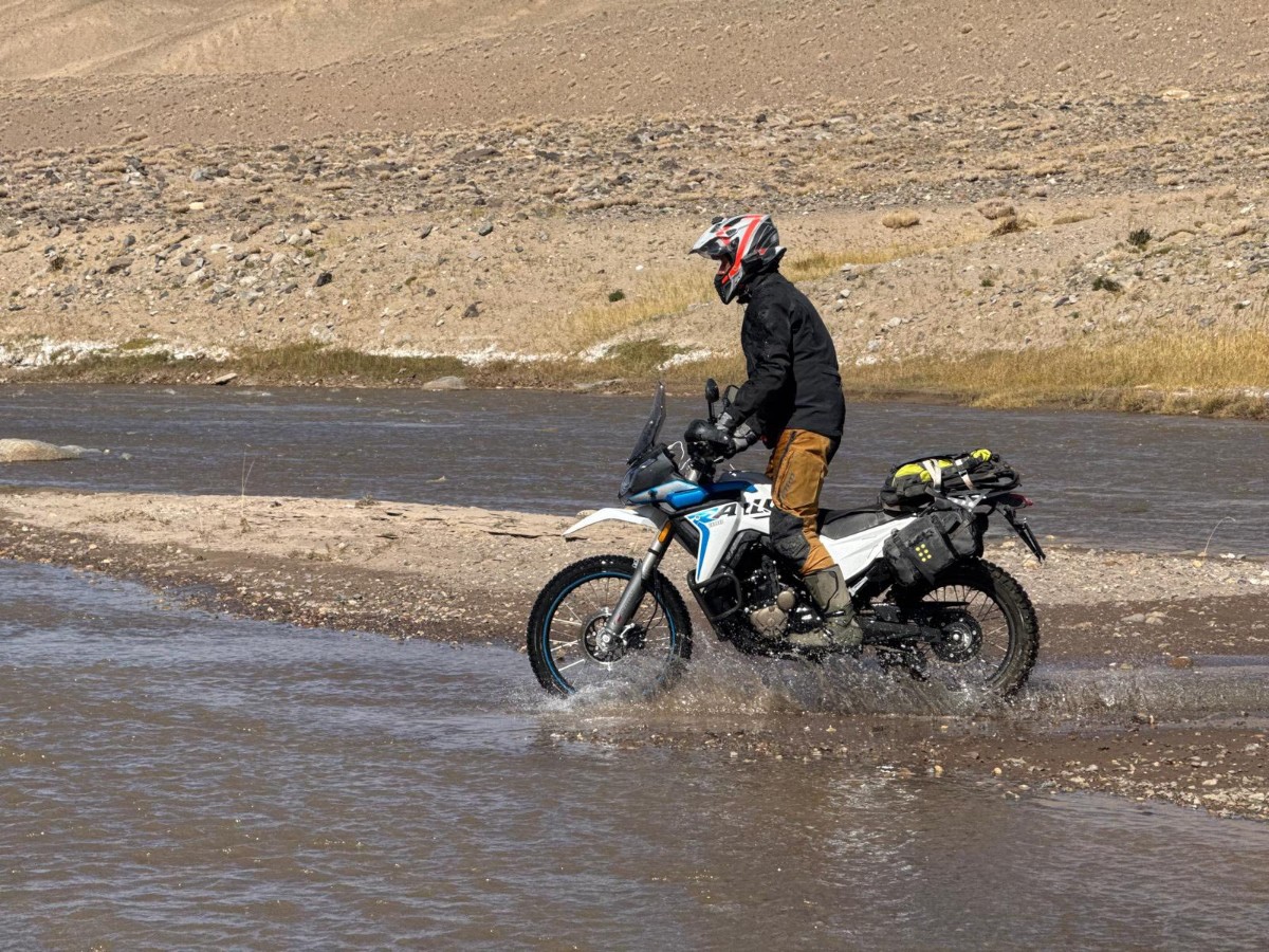 Voge 300 Rally Azja 4