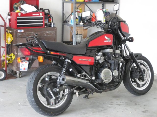 Honda Nighthawk 700S Wikimedia