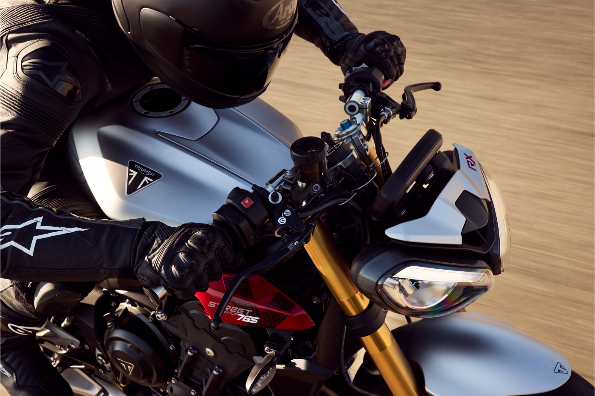 Triumph Street Triple 765 RX Moto2 Edition 5