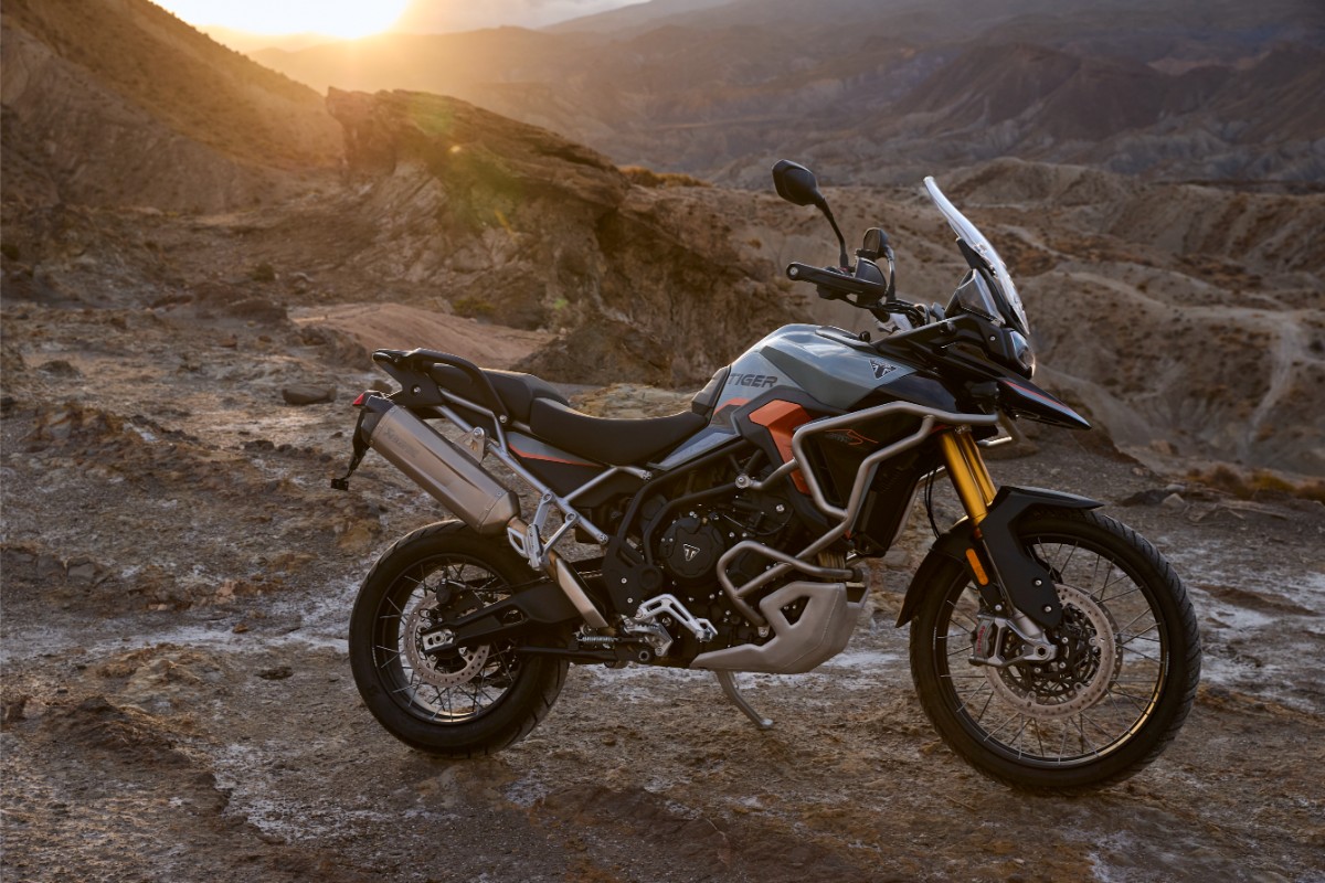 Triumph Tiger Alpine Desert 2 Triumph Tiger Alpine Desert 2