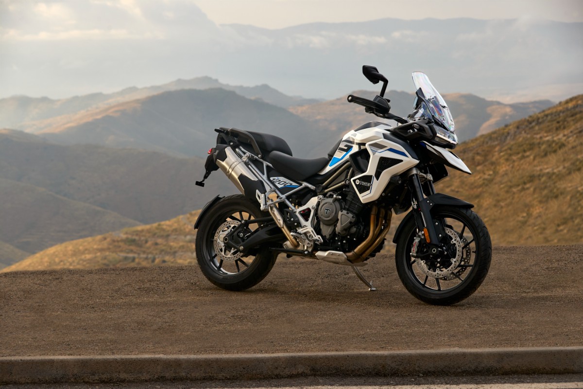 Triumph Tiger Alpine Desert 3