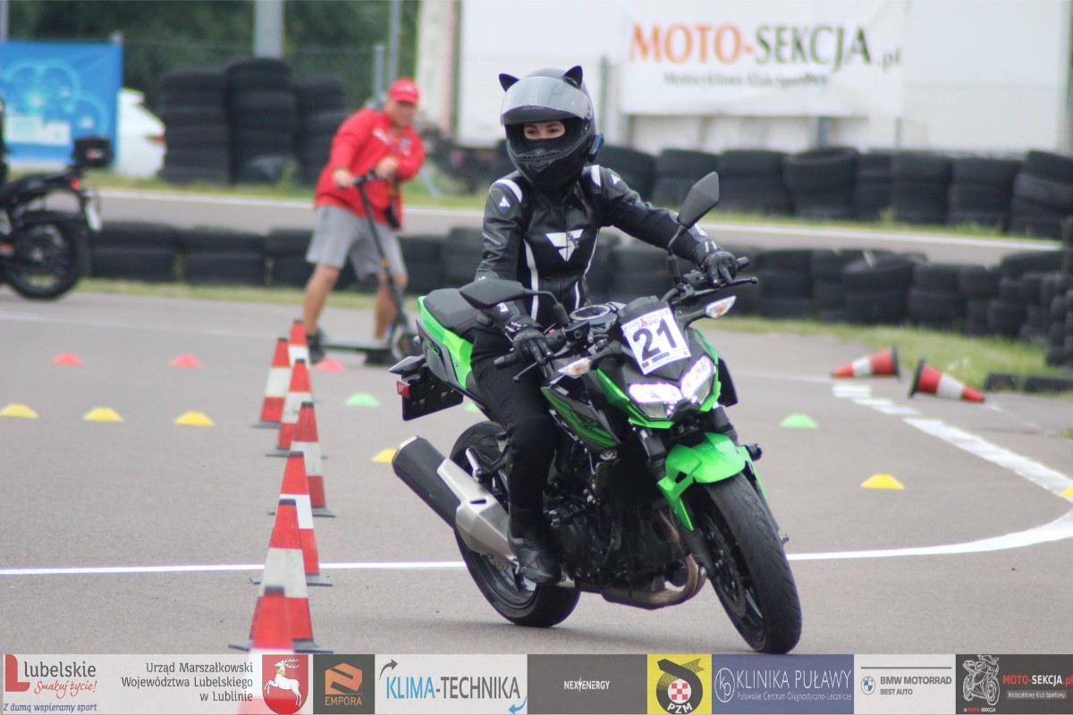 Moto Sekcja szkolenie dla kobiet 1 Moto Sekcja szkolenie dla kobiet 1