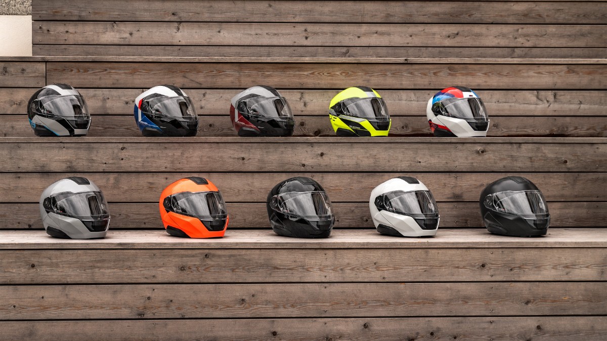 BMW 8 Carbon kask 2 2026 BMW 8 Carbon kask 2 2026