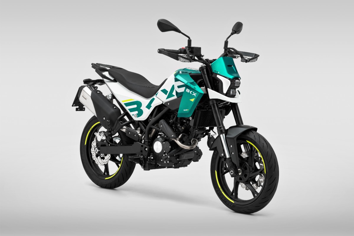 Benelli BKX 125 S 1 Benelli BKX 125 S 1