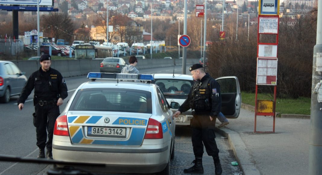 Czeska policja Czechy autor Krokodyl Wikimedia 1