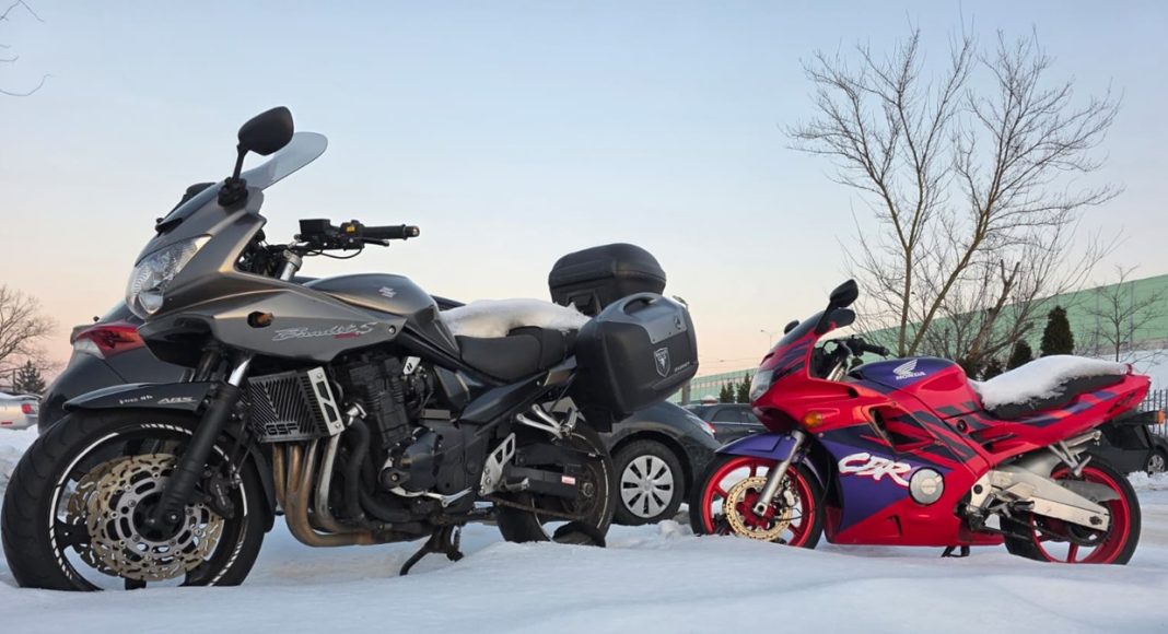 zima na motocyklu